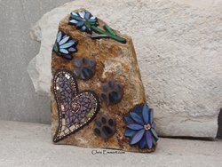 ....a stone for multiple pets....