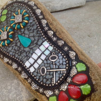 Dia de los Muertos / Day of the Dead / Skull and Keys Mosaic  / Garden Stone