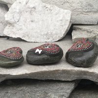 Garden Stone/Paperweights, Red Heart, Group Mosaic, Pet Memorial, Mosaic Garden Stone, Home Decor, Gardening, Gardening Gift,