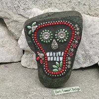 Black Skull / Day of the Dead / Skull Mosaic  / Garden Stone