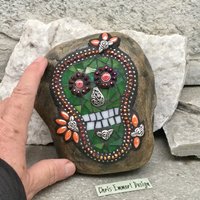 Iridescent Green Skull / Day of the Dead / Skull Mosaic  / Garden Stone