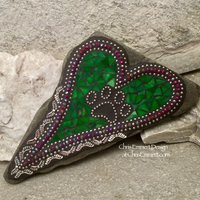 Pet Memorial Heart Garden Stone, Mosaic, Garden Decor, Pawprint