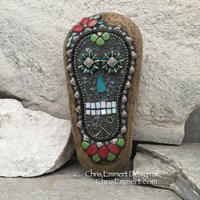 Dia de los Muertos / Day of the Dead / Skull and Keys Mosaic  / Garden Stone