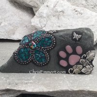 paw print pet memorial