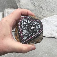 Iridescent White Garden Stone/Paperweights #5 Group Mosaic Heart, Mosaic Rock, Mosaic Garden Stone, Home Decor, Gardening, Gardening Gift,