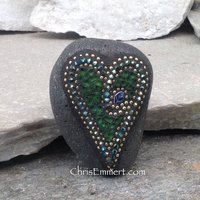 Green Heart, Mosaic Garden Stone, Gardener Gift, Garden Decor, Mosaic Paperweight / Garden Stone