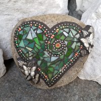 Green Mosaic Heart Garden Stone, Gardner Gift, Garden Decor