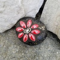 Mosaic Garden Stone Paperweights #8 Group Mosaic Heart and Rocks,   