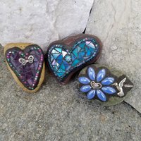 Mosaic Garden Stone Paperweights #7 Group Mosaic Heart and Rocks,   