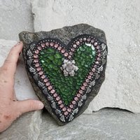 Green Heart Mosaic / Garden Stone, Rose