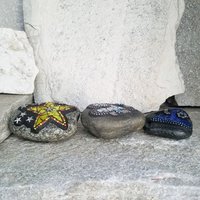 Mosaic Garden Set of 3  #3 Group Mosaic Heart and Stones 