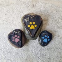 3 Little  Paw Prints, Group #8 Mosaic Stone, Pet Memorial, Garden Decor