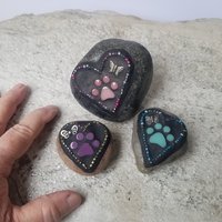 3 Little  Paw Prints, Group #10 Mosaic Stone, Pet Memorial, Garden Decor