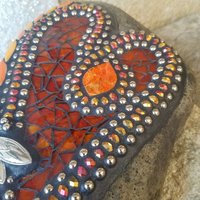 Streaky Brown Mosaic Heart Garden Stone w/ Dragonfly