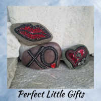 Hugs and Kisses Mosaic Garden Stone Set of 3  #1 Group Mosaic Hearts  