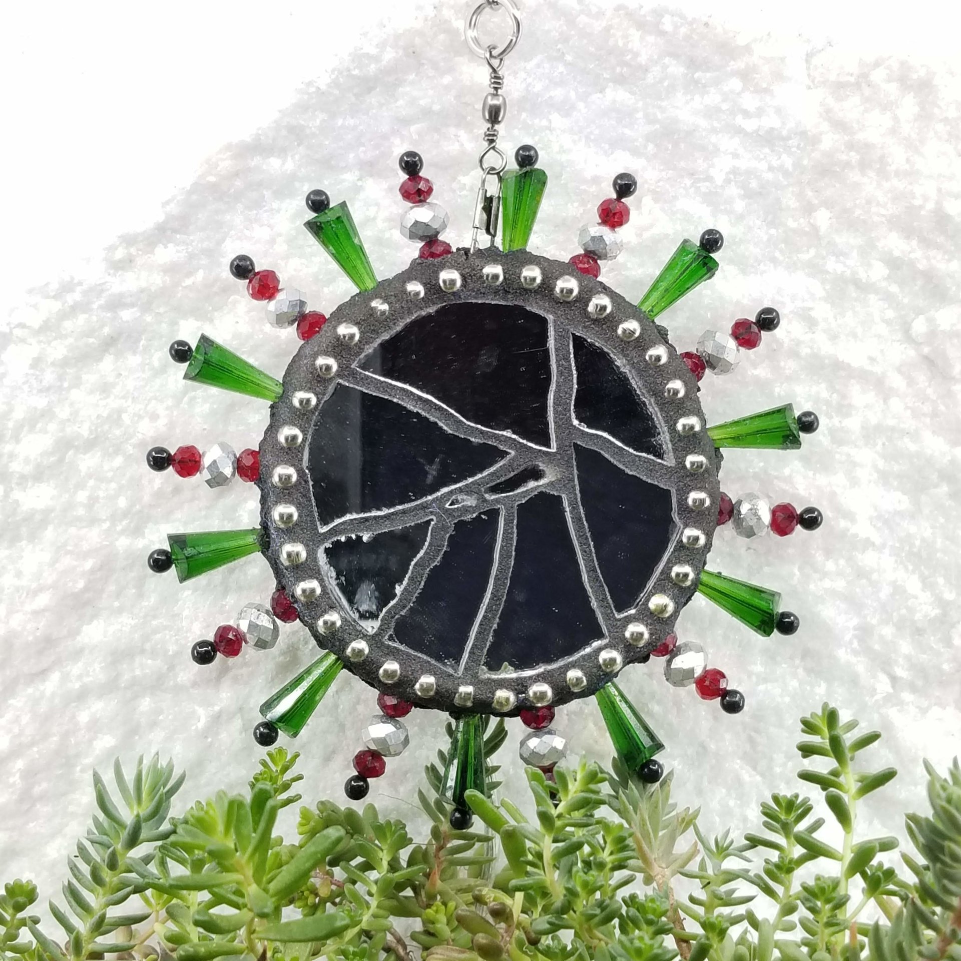 Christmas Star Ornament, Mosaic Garden Wind Spinner, Red Rays, Home and Garden Decor, Gardening Gift, Suncatcher