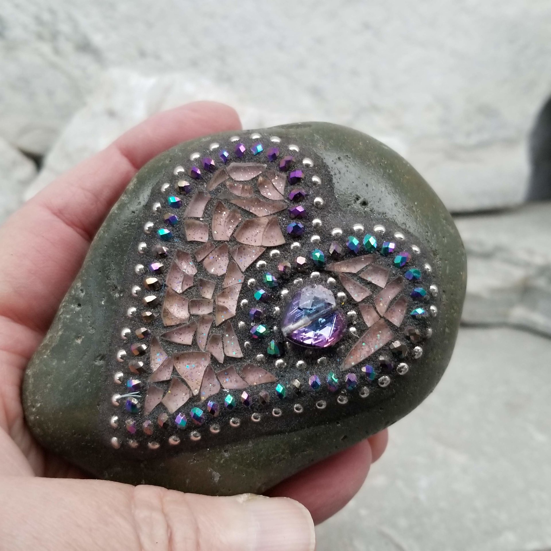 Garden Stone Paperweights, Secret Santa Stocking Stuffer, #5 Group Mosaic Heart and Rocks, Mosaic Garden Stone, Home Decor, Gardening, Gardening Gift,