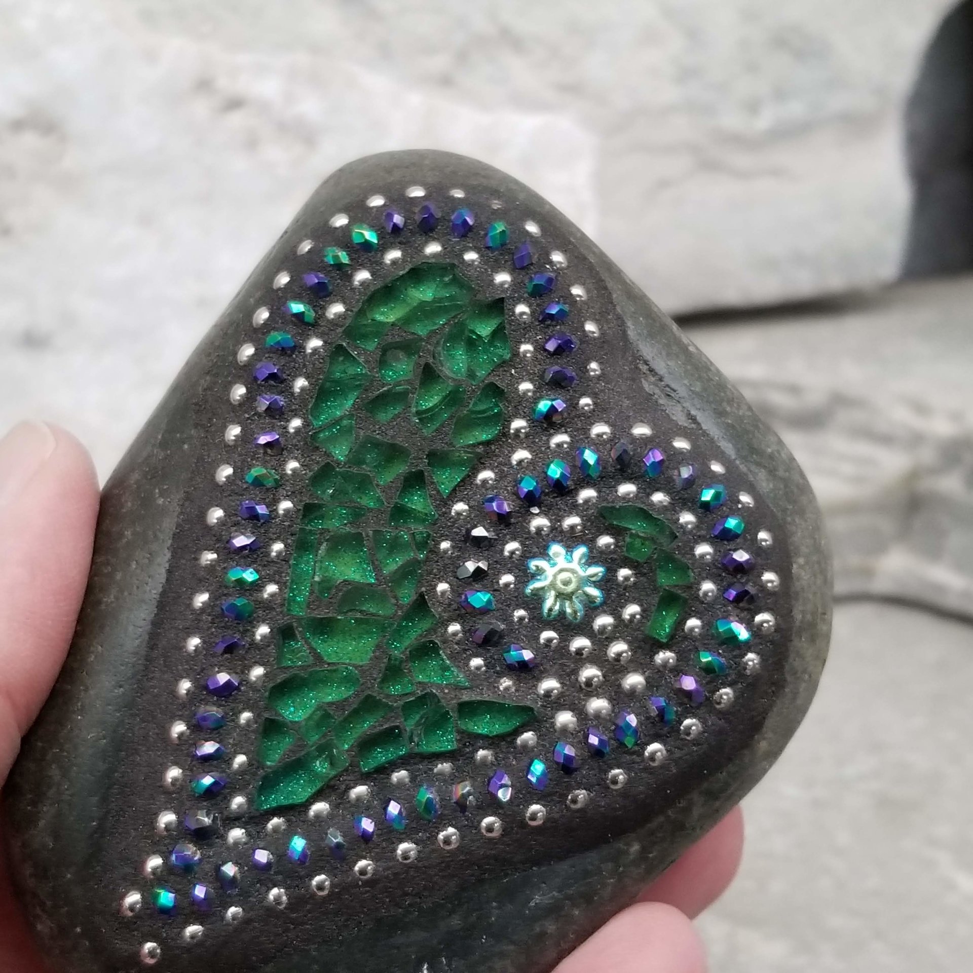 Garden Stone Paperweights, Secret Santa Stocking Stuffer, #6 Group Mosaic Heart and Rocks, Mosaic Garden Stone, Home Decor, Gardening, Gardening Gift,