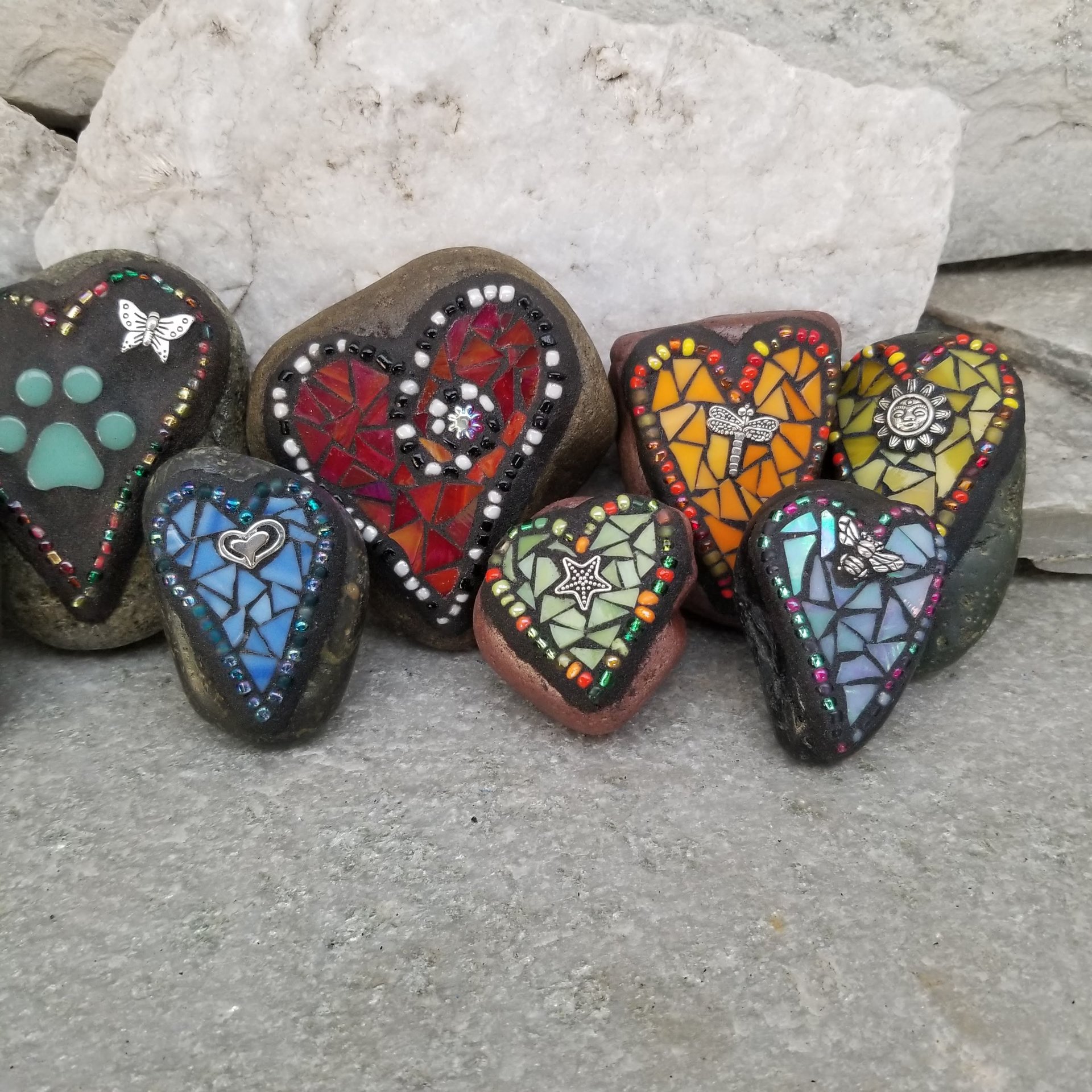 Garden Stone Paperweights  Group Mosaic Heart Rocks, Mosaic Garden Stone, Home Decor, Gardening, Gardening Gift,