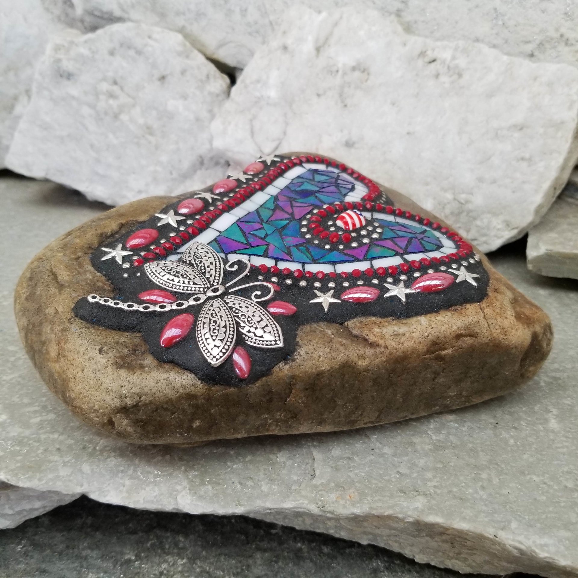 Americana Heart -Mosaic / Garden Stone, Dragonfly