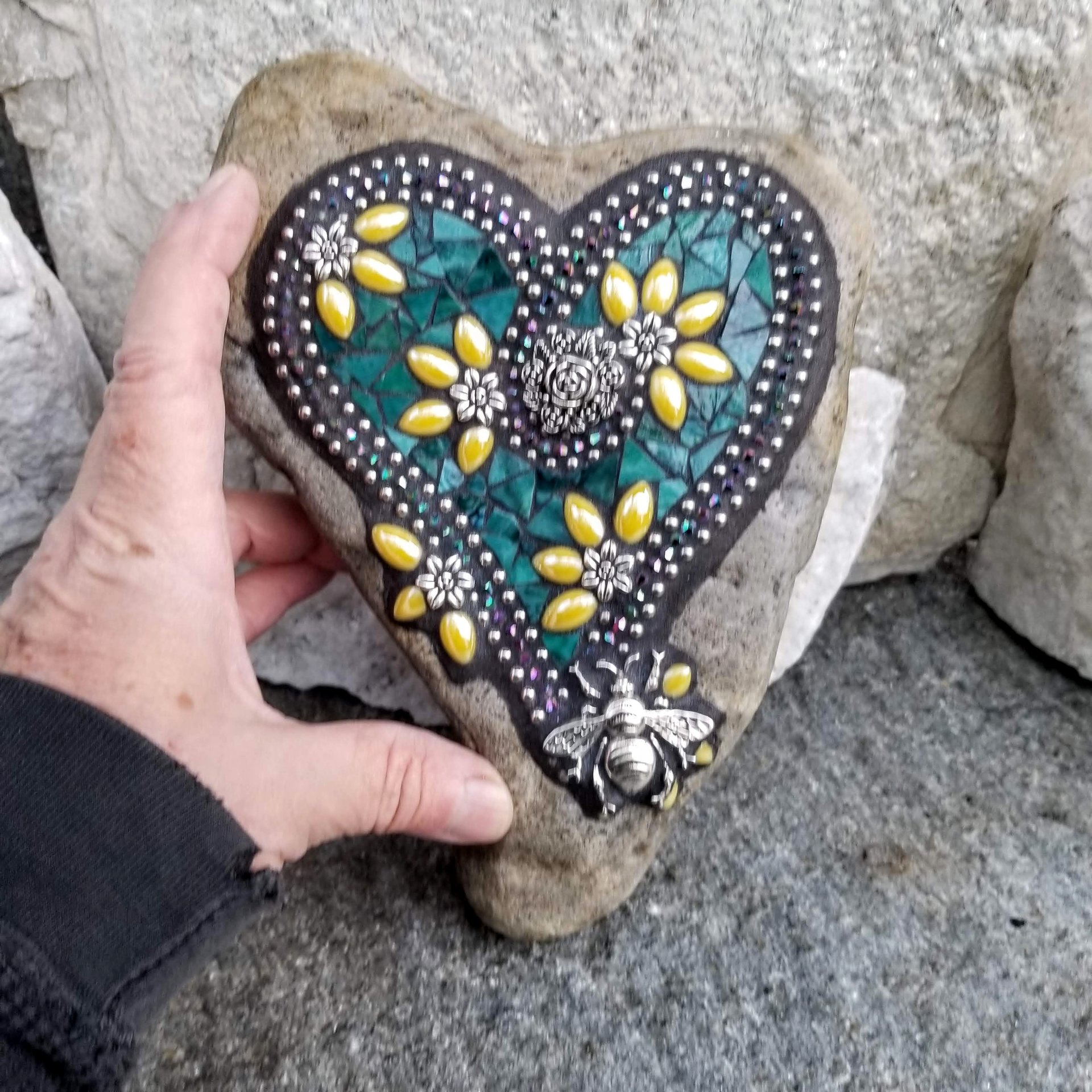 Dark Teal Green Mosaic Heart Garden Stone, Mosaic Garden Decor Yellow Flowers