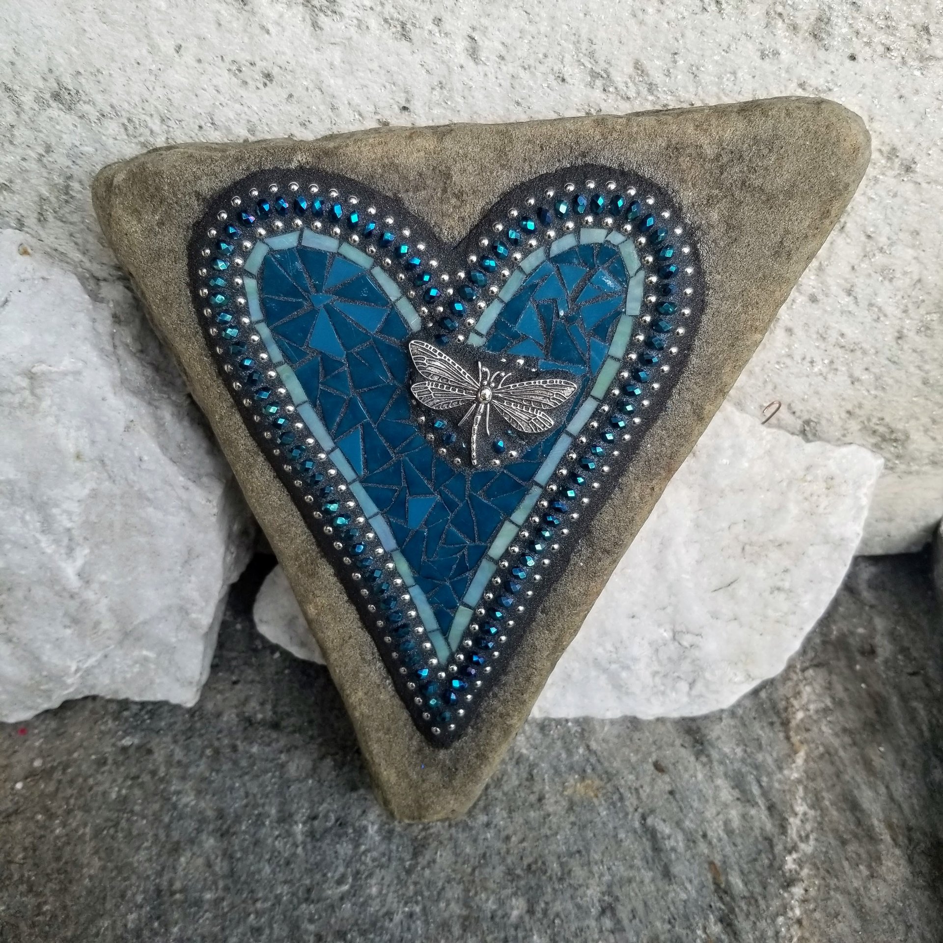 Dark Blue Heart Garden Stone, Mosaic, Garden Decor