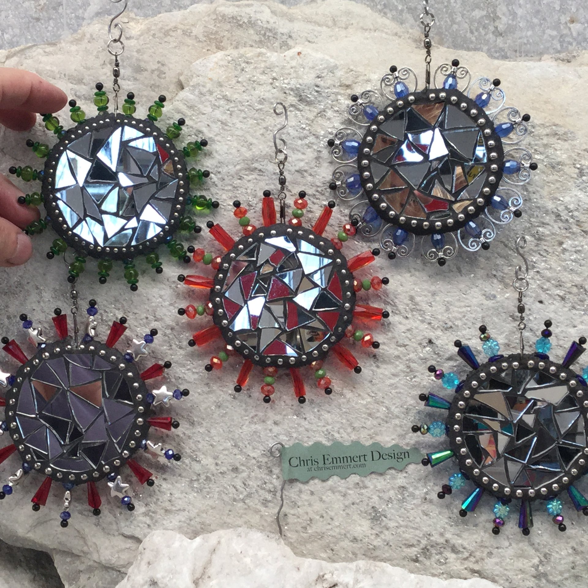 Sunflower Garden Mosaic Wind Spinner, Red Rays, Home Decor, Garden Decor, Gardening Gift, (A)