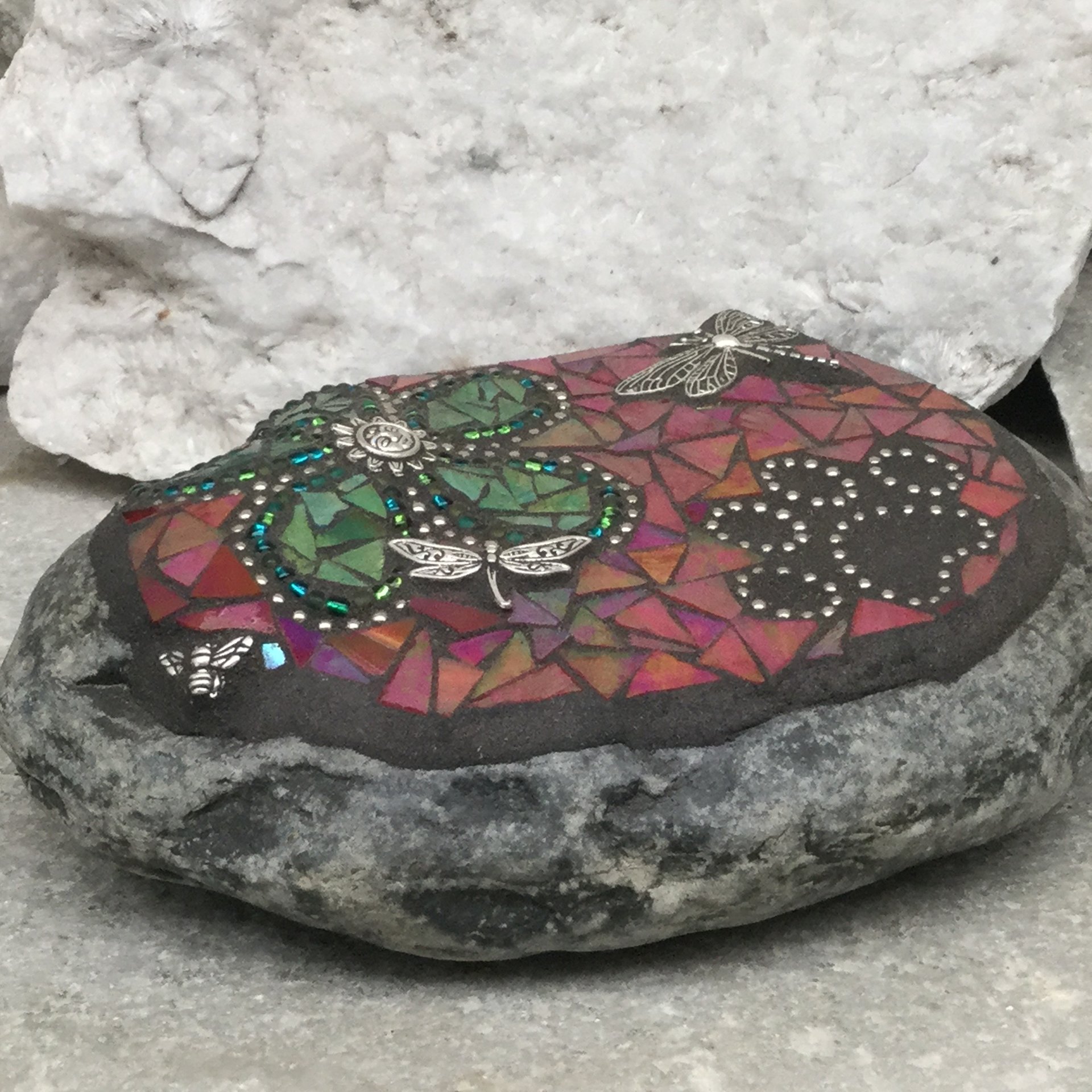 Green Flower w/Red, Black Paw Print - Garden Stone, Pet Memorial, Garden Decor' Dragonflies