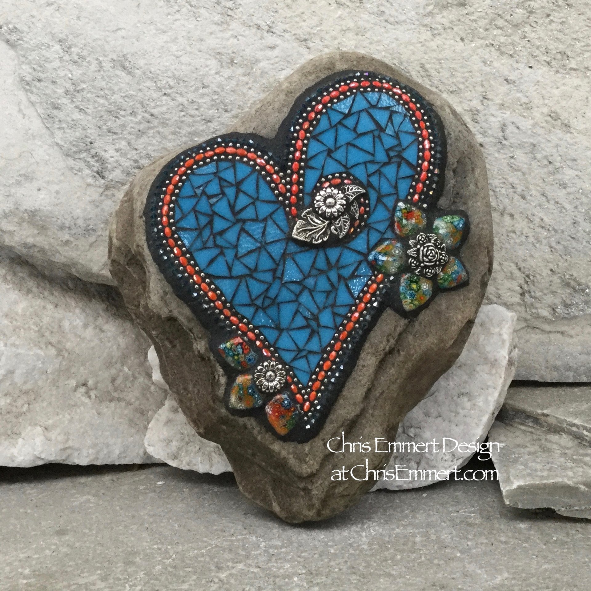 Cornflower blue mosaic garden stone heart