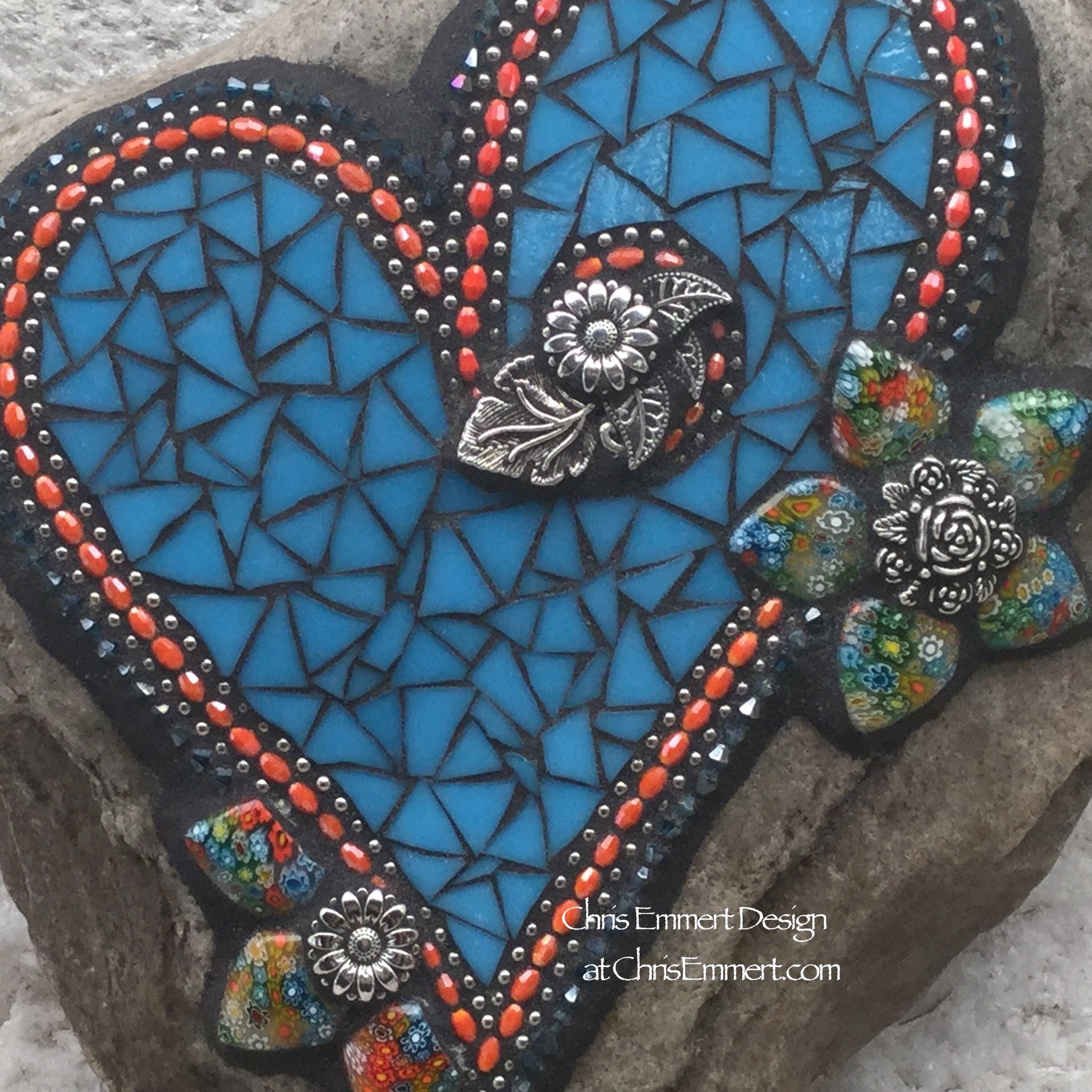 Cornflower Blue Heart, Garden Stone