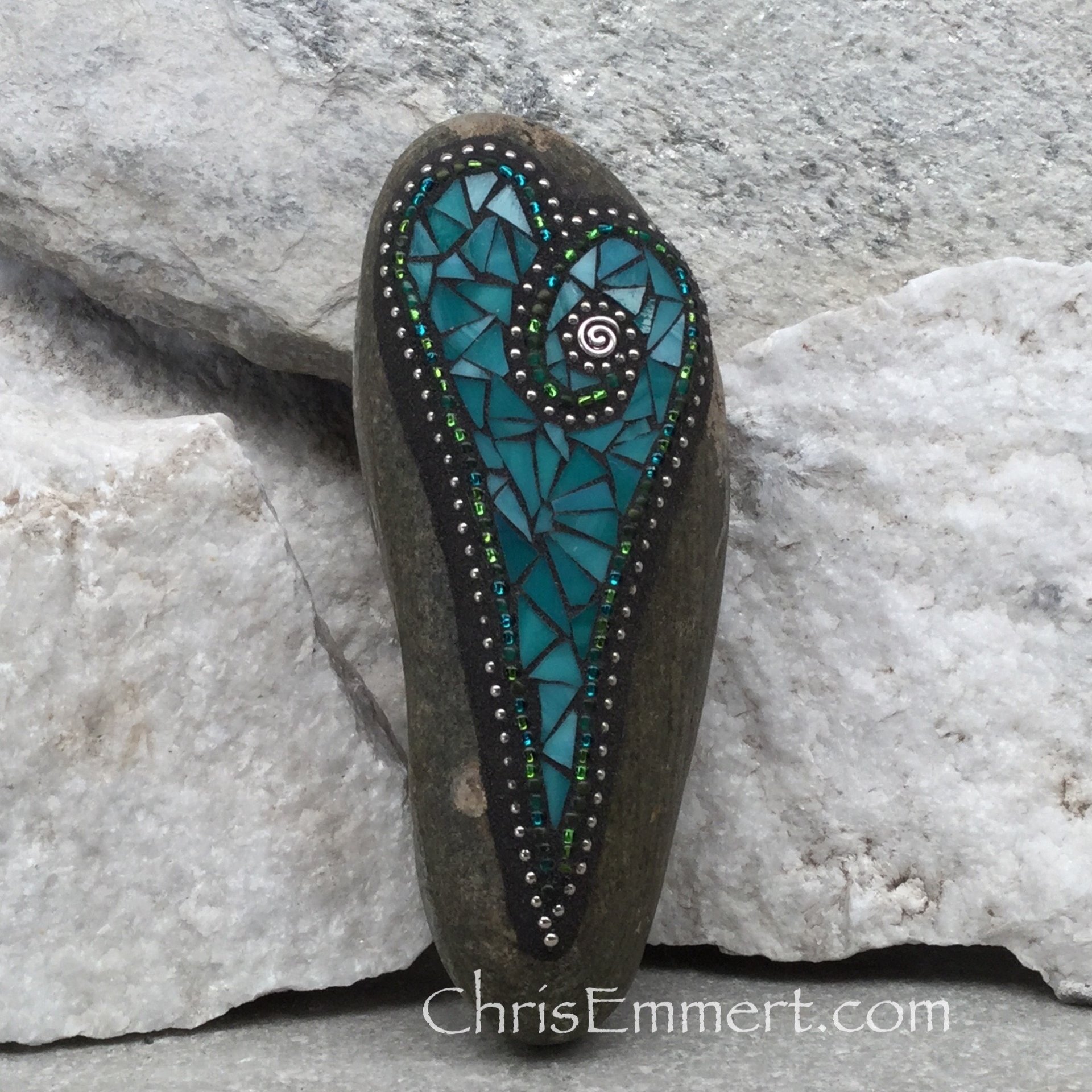 Teal Blue Mosaic Heart, Mosaic Rock, Mosaic Garden Stone, Home Decor, Gardening, Gardening Gift,