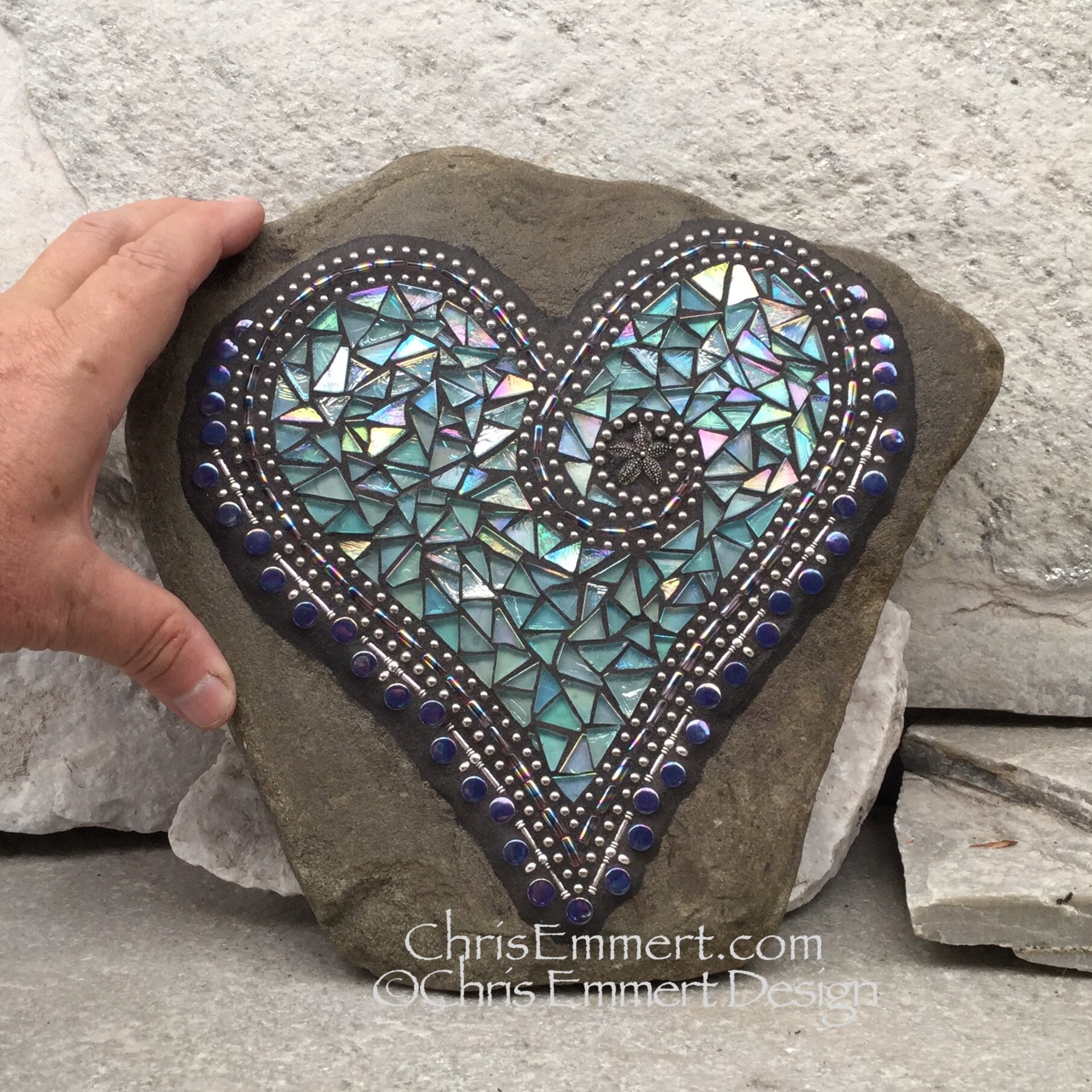 Starfish Iridescent Blue Mosaic Heart, Mosaic Garden Stone, Gardner Gift, Garden Decor, Mosaic Rock
