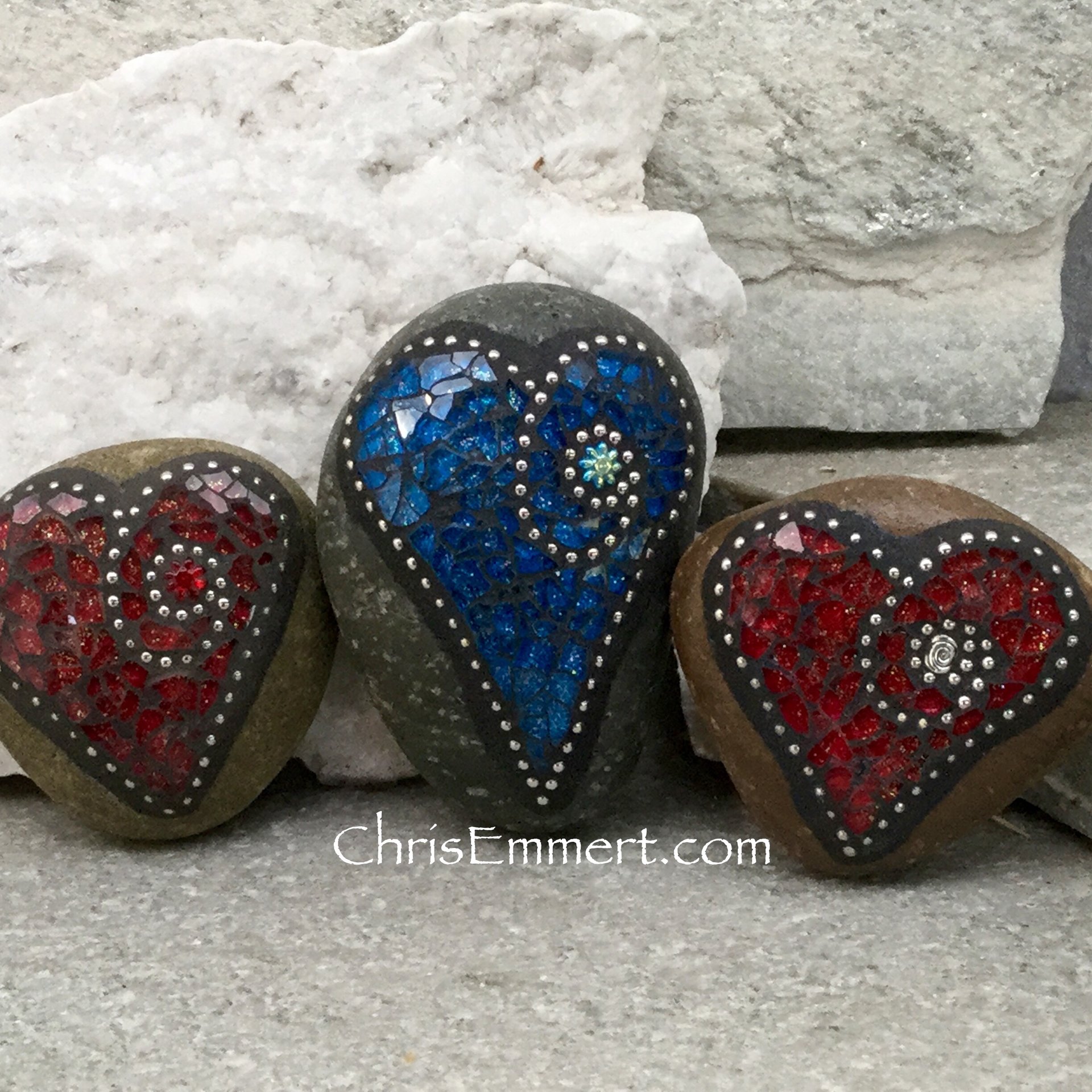 Garden Stone/Paperweights #1 Group Mosaic Heart, Mosaic Rock, Mosaic Garden Stone, Home Decor, Gardening, Gardening Gift,