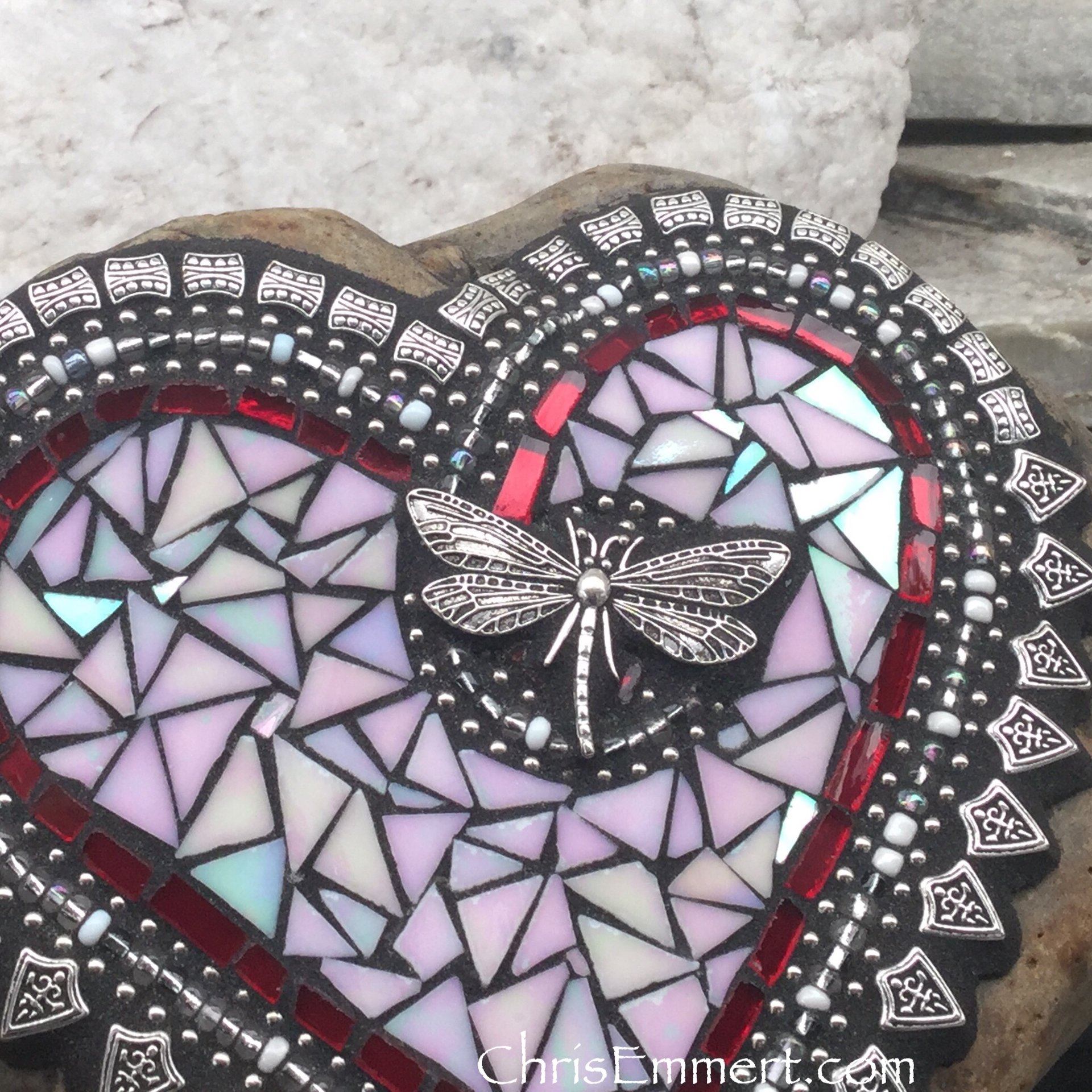 Dragonfly Heart, Mosaic Heart, Mosaic Garden Stone, Gardner Gift, Garden Decor, Mosaic Rock