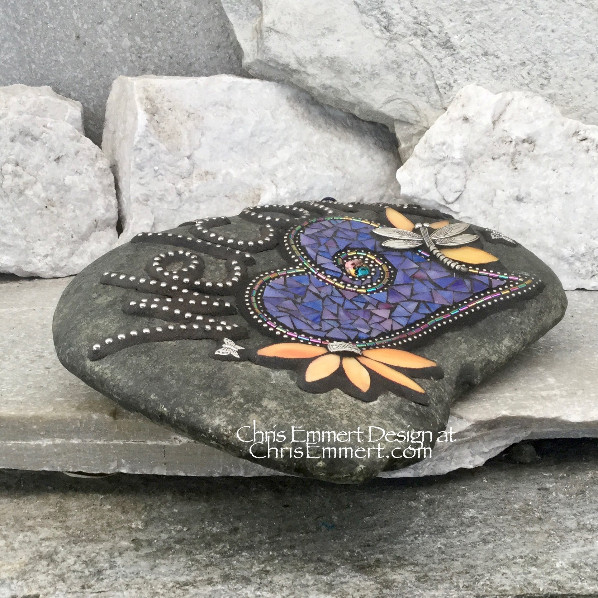 Large Welcome Purple Heart Stone with Dragonfly, Porch Decor, Garden Stone, Mosaic, Garden Decor