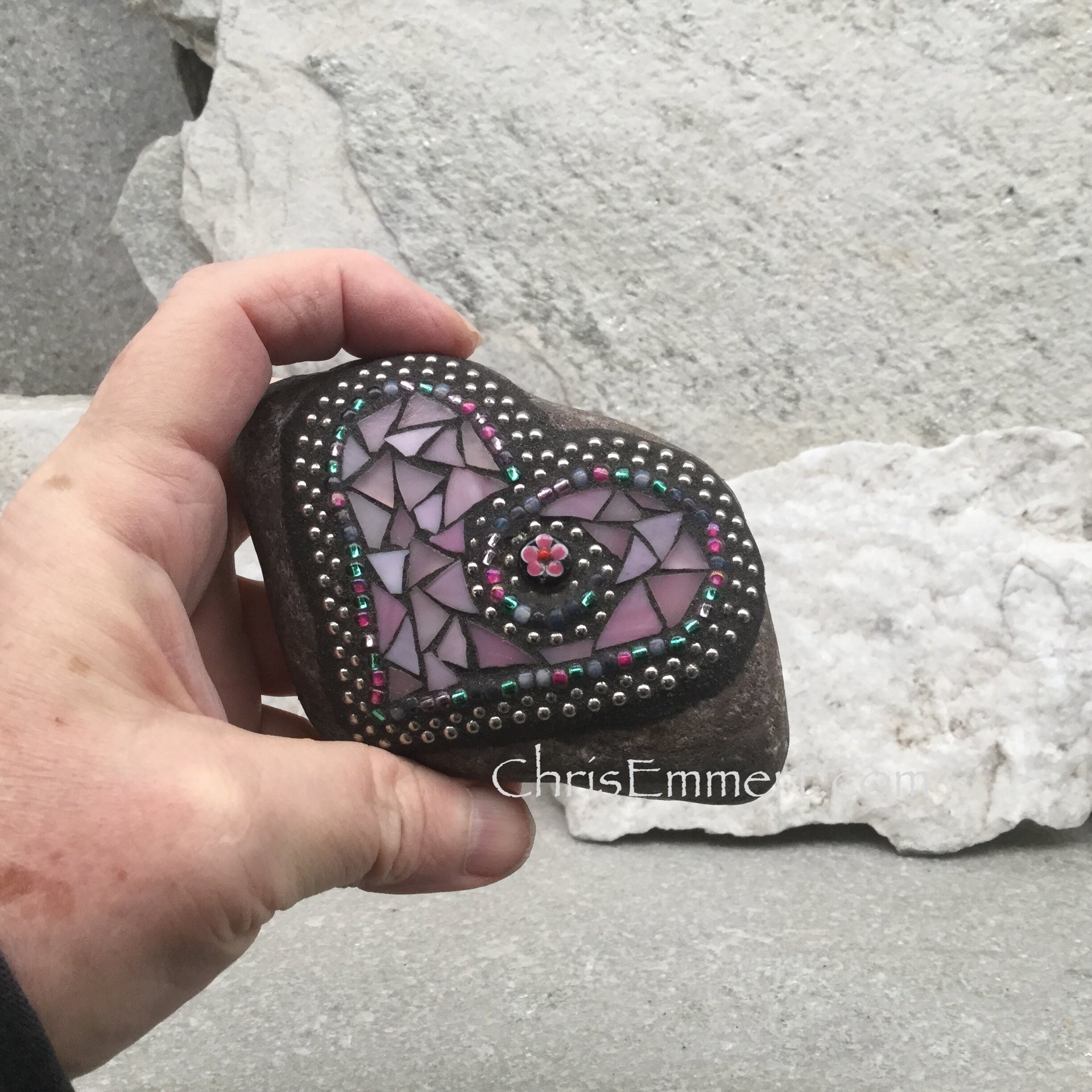Pink and Purple Garden Stone/Paperweights #4 Group Mosaic Heart, Mosaic Rock, Mosaic Garden Stone, Home Decor, Gardening, Gardening Gift,
