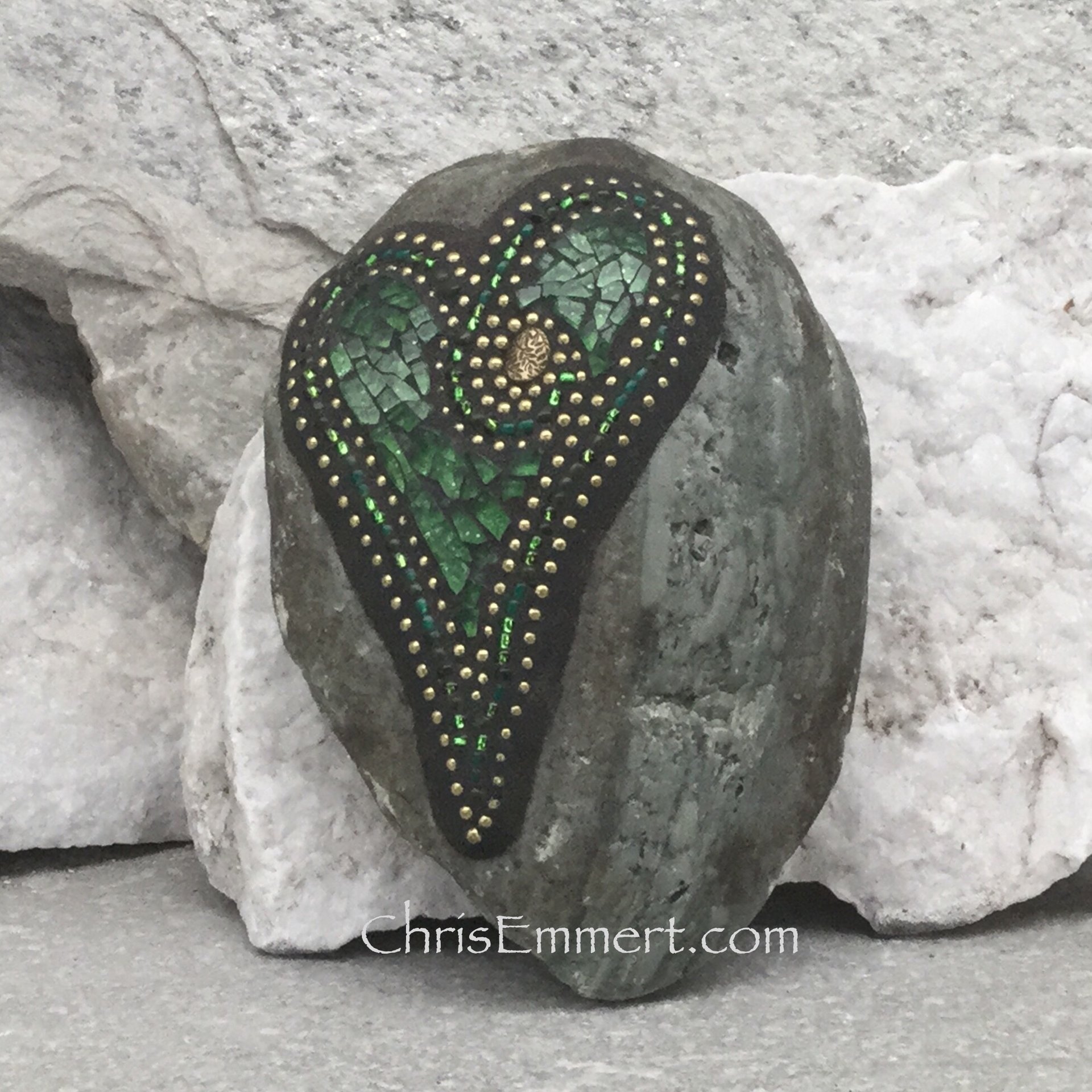 Green Heart,  Mosaic Rock, Garden Stone, Home Decor, Gardener Gift, Garden Decor,
