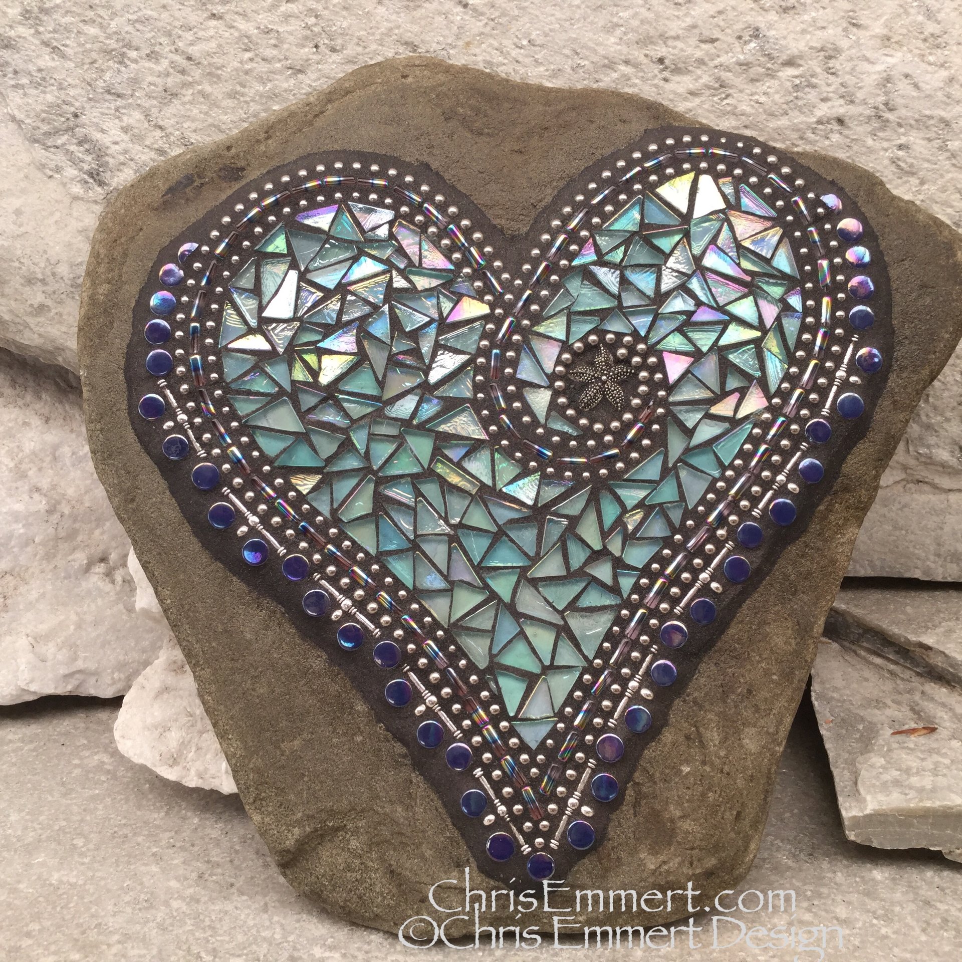 Starfish Iridescent Blue Mosaic Heart, Mosaic Garden Stone, Gardner Gift, Garden Decor, Mosaic Rock