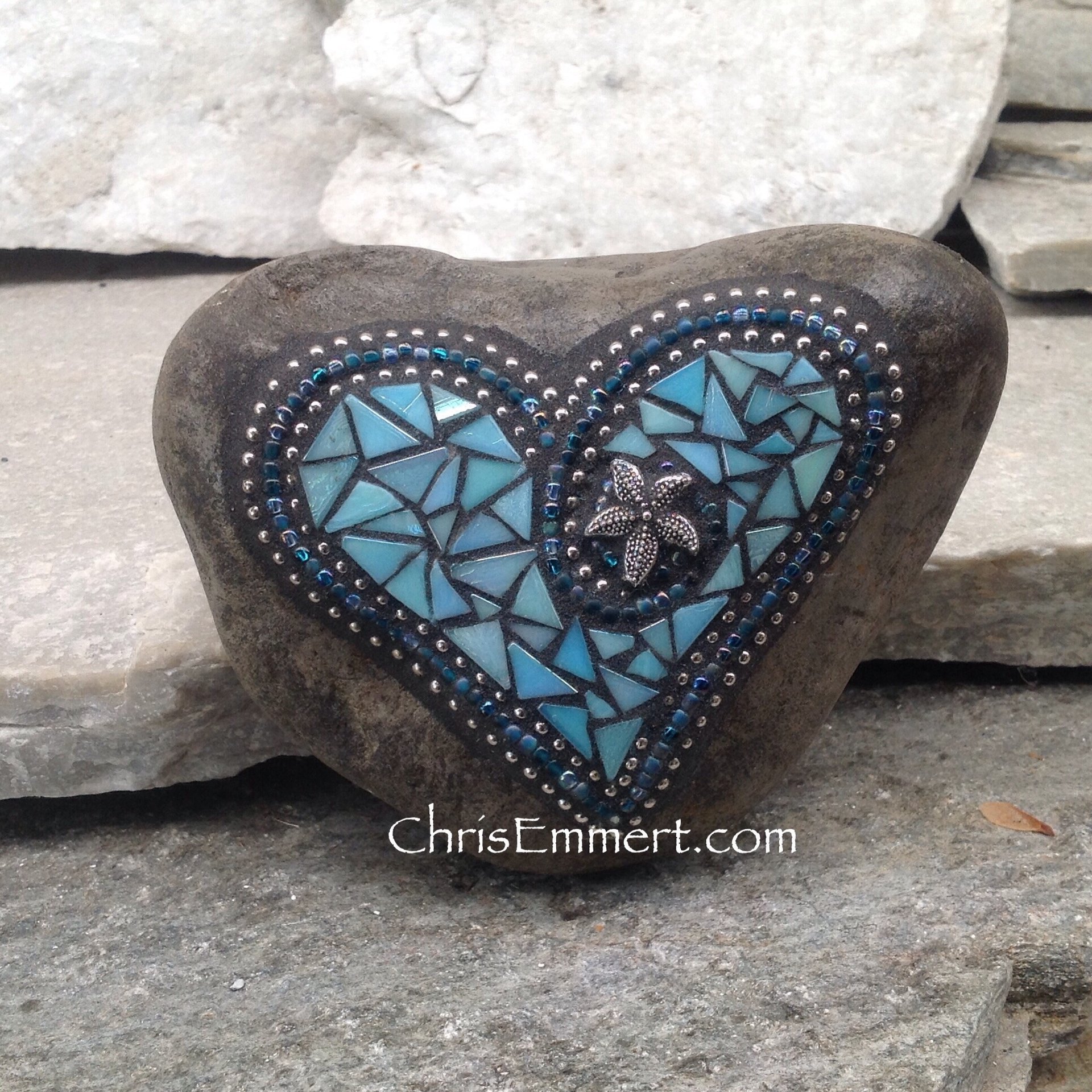 Iridescent Blue Mosaic Heart, Mosaic Garden Stone, Gardner Gift, Garden Decor, Mosaic Rock