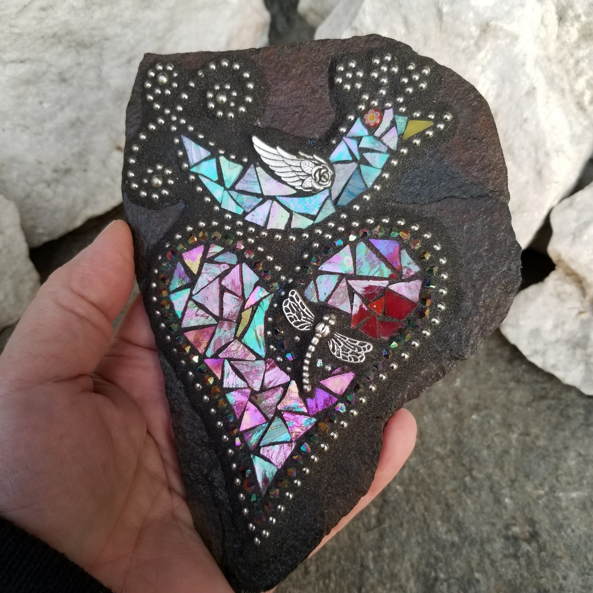 Blue Bird on a Red Heart, Wall Hanging Slate, Mosaic Garden Stone, Porch Decor, Wall Decor