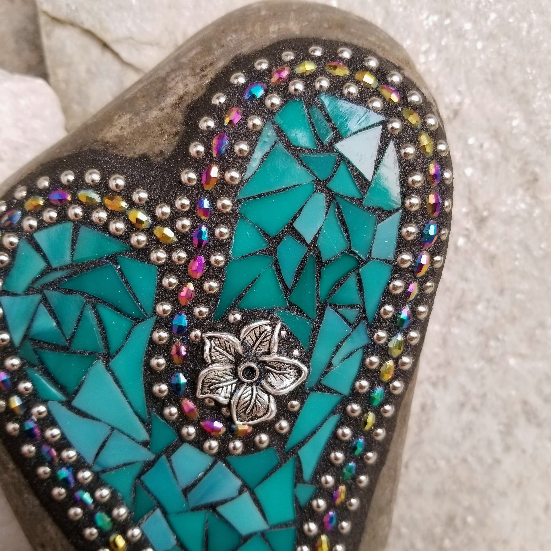  Turquoise Blue Mosaic Heart Garden Stone 