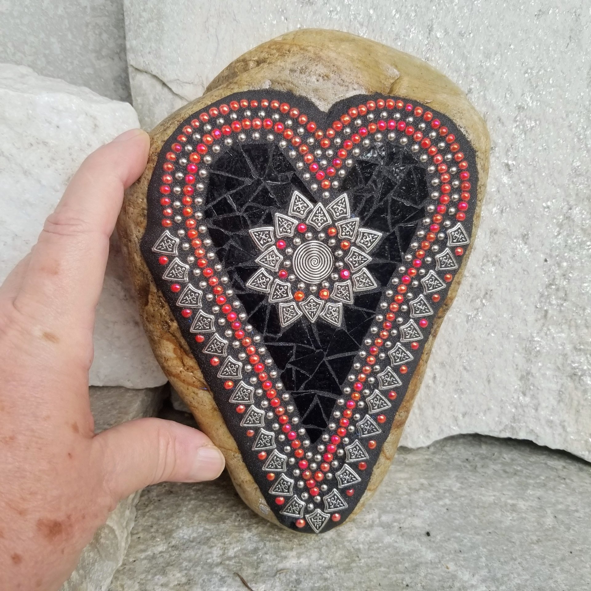 Black Mosaic Heart Garden Stone