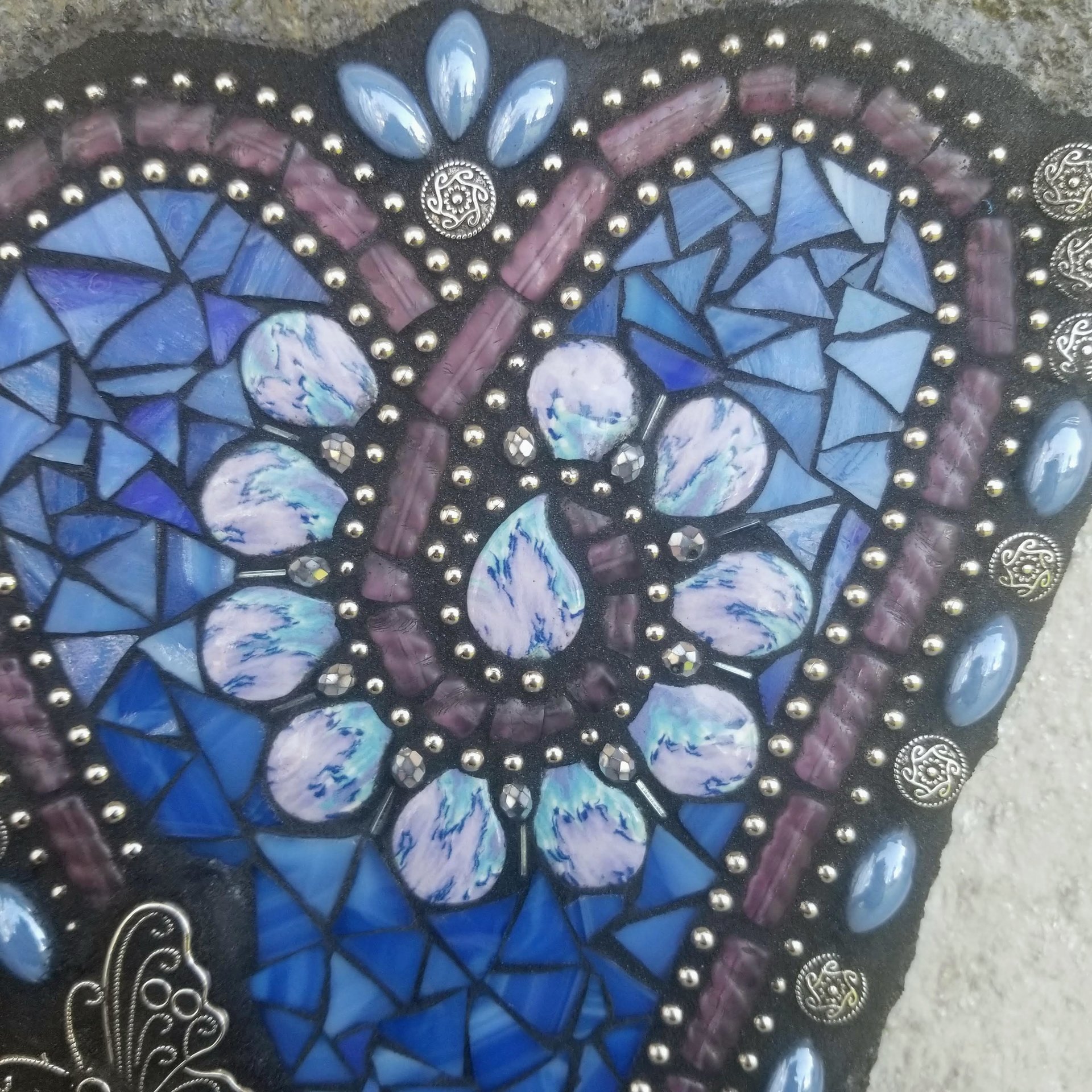  Medium Blue Mosaic Heart Garden Stone w/Flowers and a Butterfly