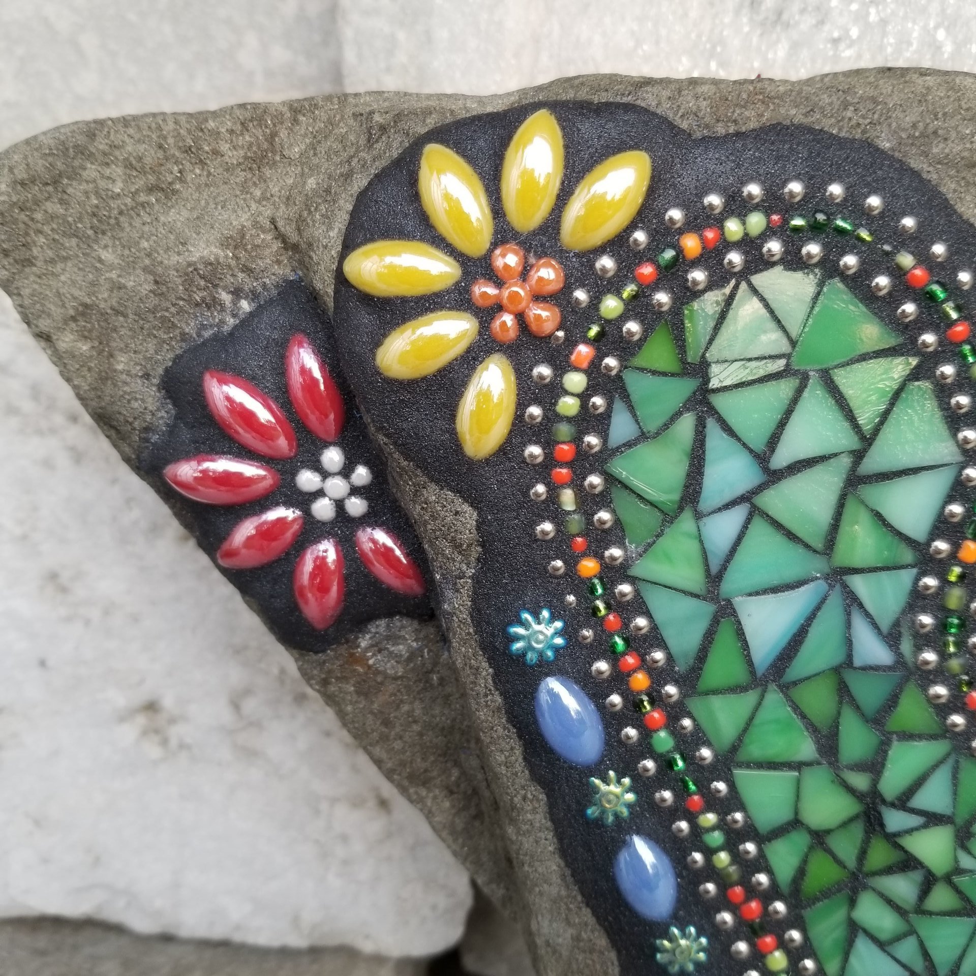  Green Heart Mosaic Garden Stone