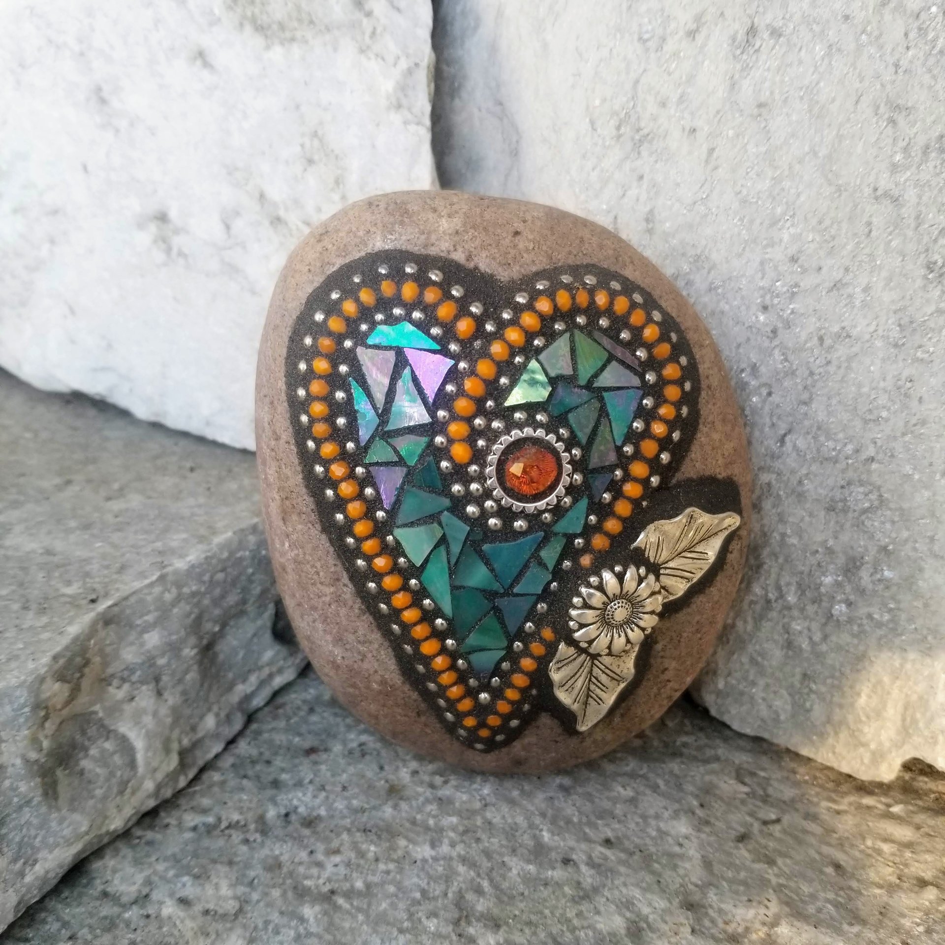 Mosaic Garden Set of 3  #4 Group Mosaic Heart and Stones 