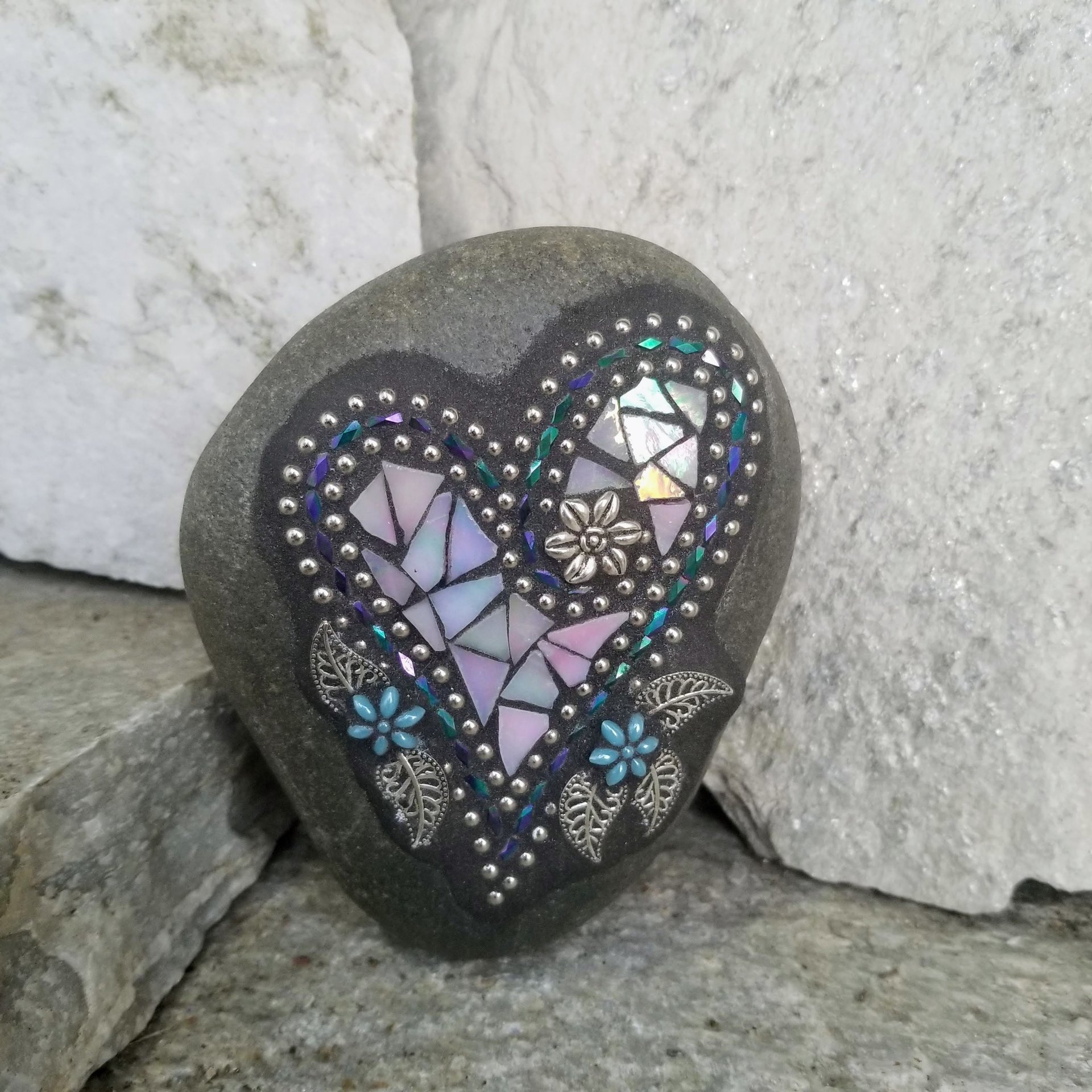 Mosaic Garden Set of 3  #3 Group Mosaic Heart and Stones 