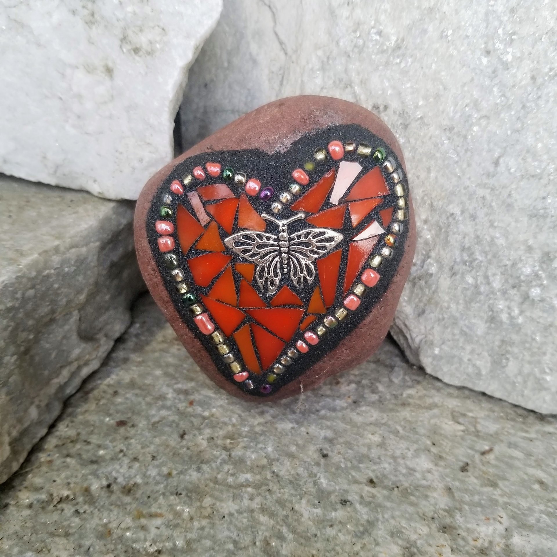 Mosaic Garden Set of 3  #2 Group Mosaic Heart and Stones 