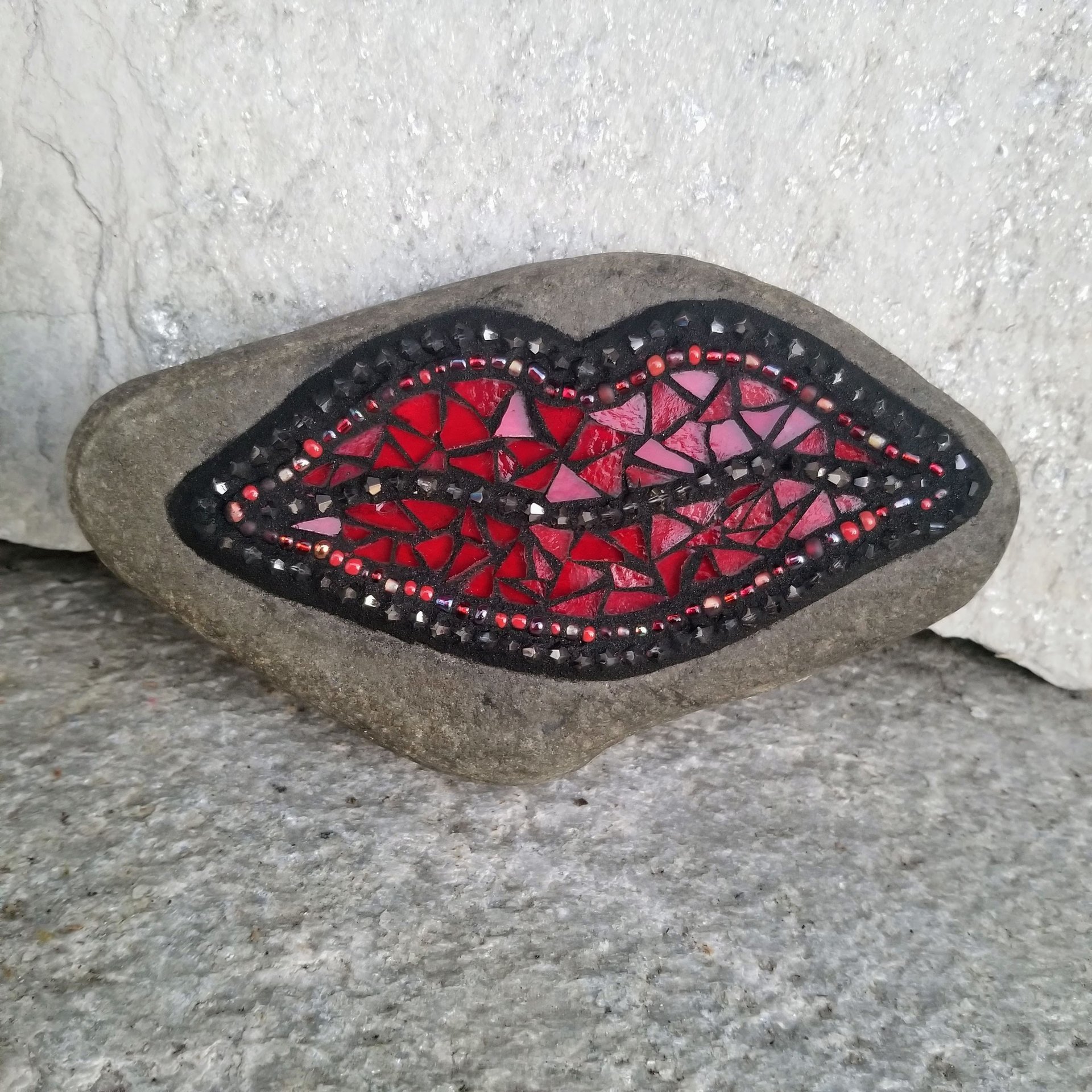 Hugs and Kisses Mosaic Garden Stone Set of 3  #1 Group Mosaic Hearts  