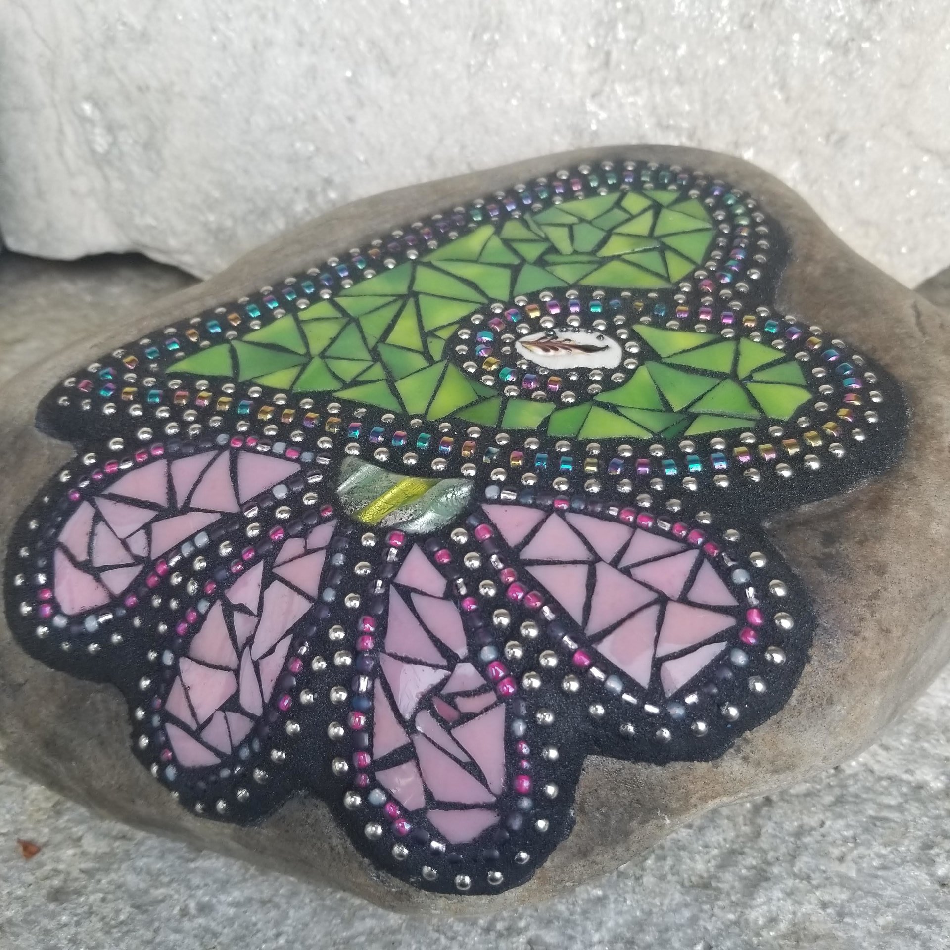 Green Heart w/ Pink Flower Mosaic Garden Stone