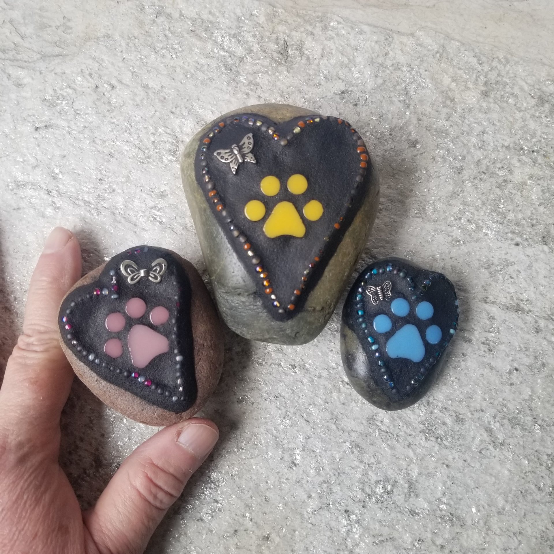 3 Little  Paw Prints, Group #8 Mosaic Stone, Pet Memorial, Garden Decor